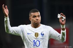 姆巴佩迎来二十赛季高光表现，巴塞罗那球迷沸腾！的简单介绍